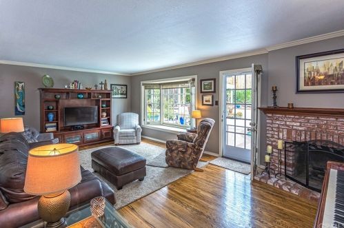 2251 Canterbury Ln, La Habra, CA 90631-6314