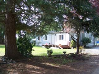 19716 75th Ave, Elk Plain, WA 98387-5013