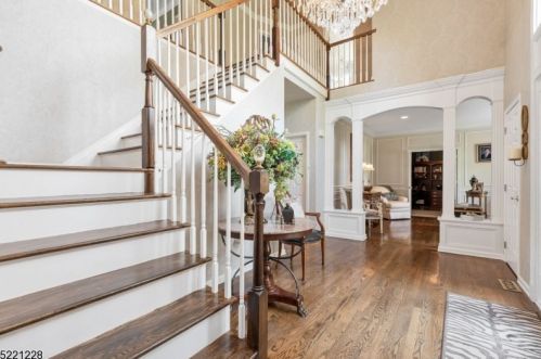 6 Bailiwick Dr, Warren, NJ 07059-6847