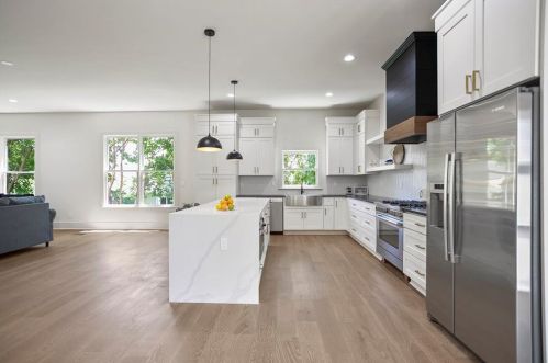 1557 Foote St, Atlanta GA  30307-2817 exterior