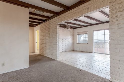 43803 90th St, Lancaster, CA 93535-8407