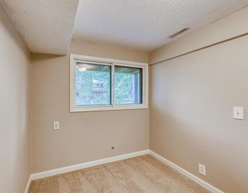 1700 Hickory Hill Dr, Saint Paul MN  55122-2410 exterior