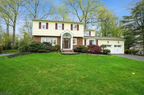 23 Gates Ave, Chatham Township, NJ 07928-1413