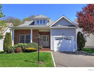 27 Jasmine Cir, Milford CT  06461-1787 exterior