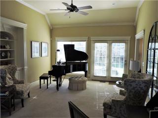 1731 Satinwood Dr, Murfreesboro, TN 37129-3642