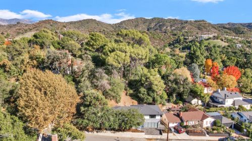 3132 Sparr Blvd, Glendale CA  91208-1663 exterior