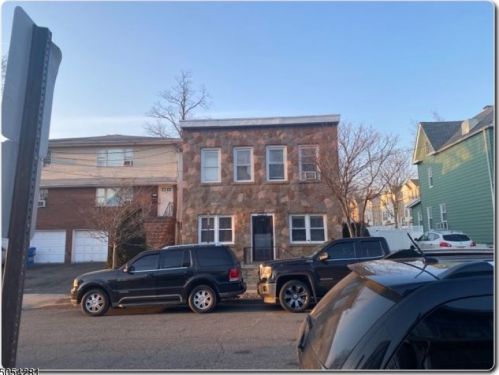 152 Monroe St, Rahway, NJ 07065-5154
