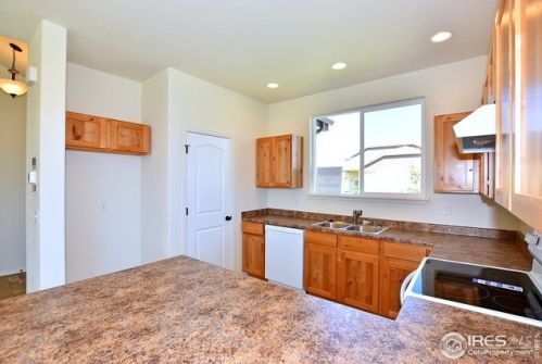 2661 Emerald St, Loveland CO 80537-2011 exterior