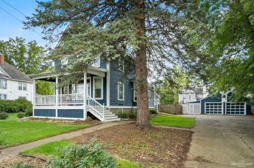 335 Market St, Somonauk, IL 60552-9849