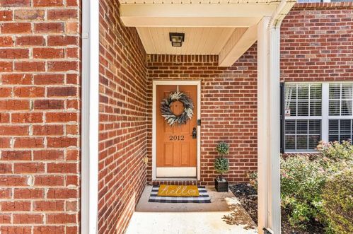 2012 Farm Hl Ct, Stockbridge GA  30281-9102 exterior