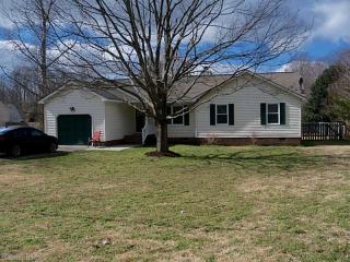 133 Sand Hill Rd, Williamsburg, VA