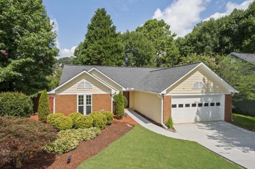 1793 Killarney Dr, Marietta, GA 30008-5783