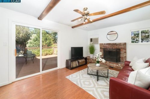 866 San Simeon Ct, Concord CA  94518-2316 exterior