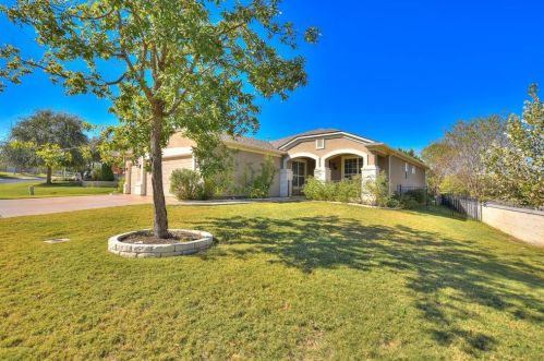102 Bear Creek Ln, Georgetown, TX 78633-4124