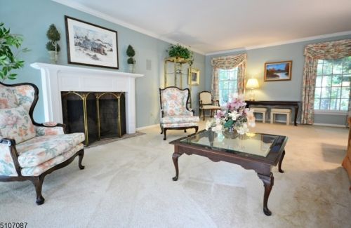 893 Tok Pl, Bridgewater, NJ 08807-1331