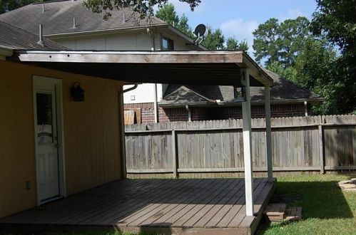 12130 La Salle Oaks, Conroe TX  77304-1382 exterior