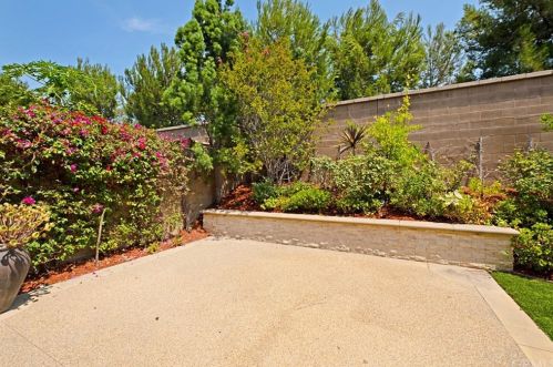 57 Crestwick, Irvine CA  92620-7306 exterior