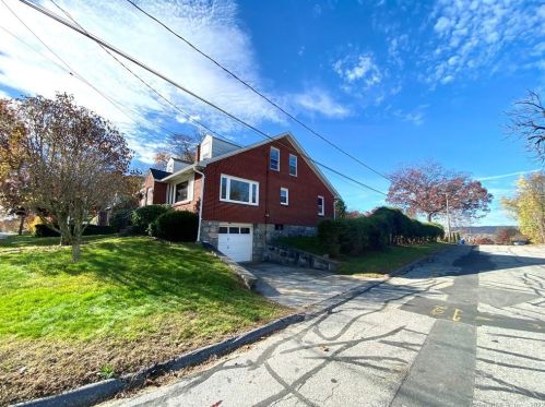312 Hillside Ave, Torrington, CT 06790-5548