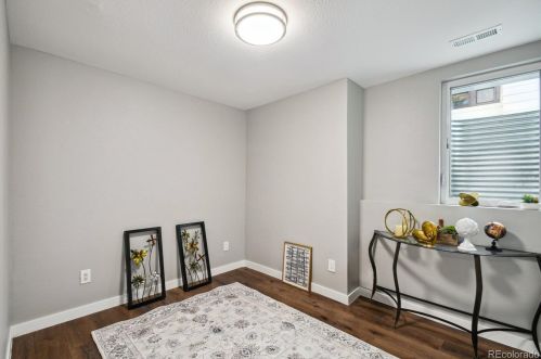 842 Grove St, Denver CO  80204-3223 exterior