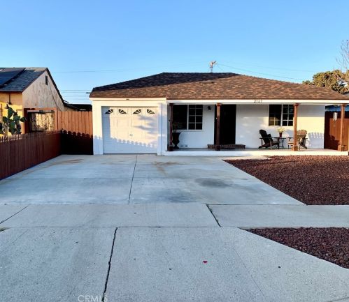 2137 San Marcus St, Compton, CA 90221-2919