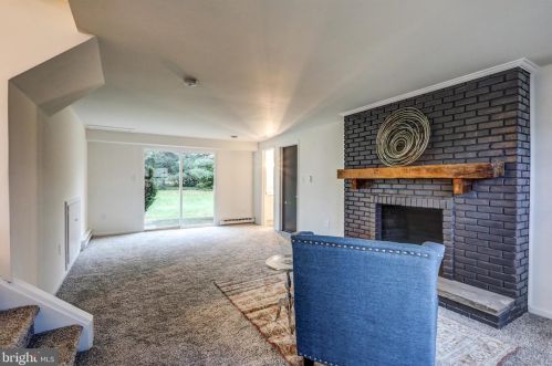 536 Friendship Ave, Lancaster PA  17601-4416 exterior