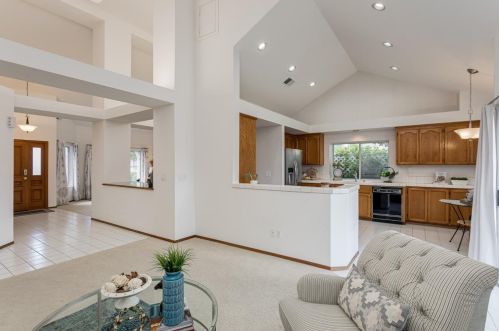 104 Cannington Ln, Folsom, CA 95630-6536