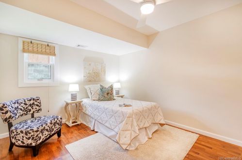 919 Kealaolu Pl, Honolulu HI  96816-5420 exterior