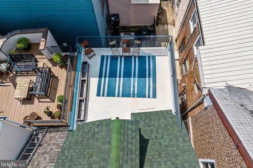 854 Front St, Philadelphia PA 19147-4341 exterior