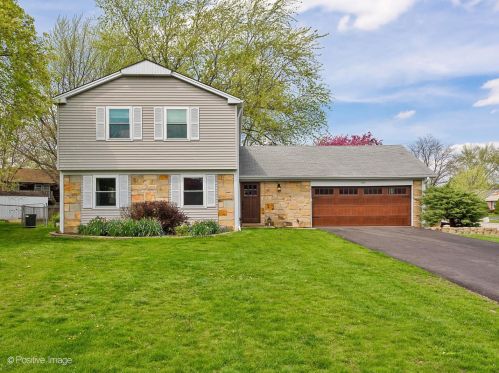 1 Weidner Ct, Buffalo Grove, IL 60089-1945