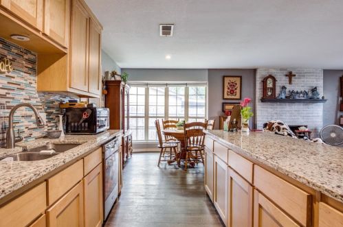 509 Saddle Rdg Ln, Fort Worth TX  76179 exterior