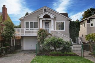 9239 7th Ave, Seattle, WA 98117-2126