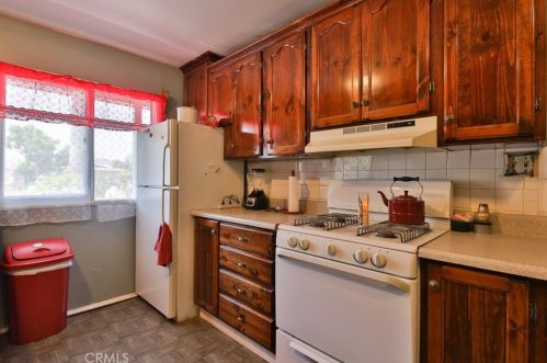 3146 Monroe Ave, Anaheim CA  92801-6034 exterior