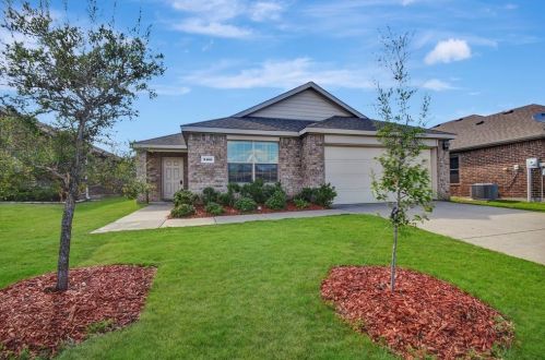 2106 Forest Meadow Dr, Princeton TX  75407-2616 exterior