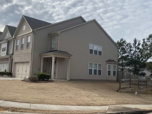 3881 Augustine Pl, Rex, GA 30273-5823