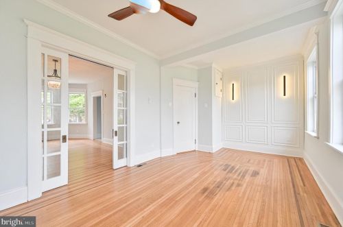 90 Holly Ave, Pitman NJ  08071-1249 exterior