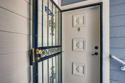 8335 Fairmount Dr, Denver CO  10102-1130 exterior