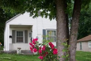 1452 Prospect Ave, Springfield MO  65802-2016 exterior