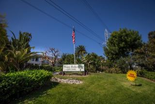 3016 Waverly Dr, Los Angeles CA  90039-2052 exterior