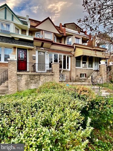5419 Diamond St, Philadelphia, PA 19131-3110