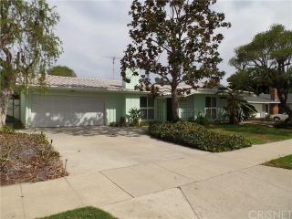 9656 Laramie Ave, Chatsworth, CA 91311-5438