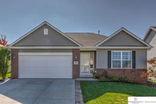 19015 Lillian St, Omaha, NE 68136-1289