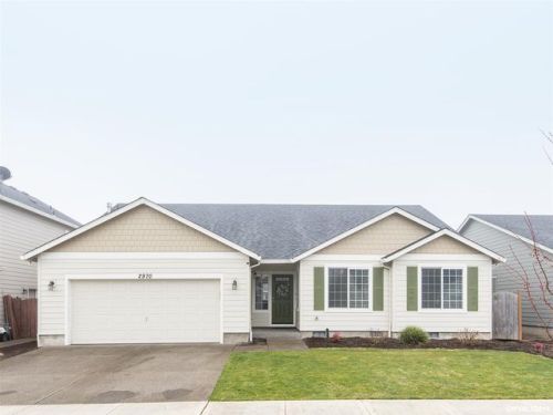 2970 Reed Ave, Woodburn OR  97071-4624 exterior