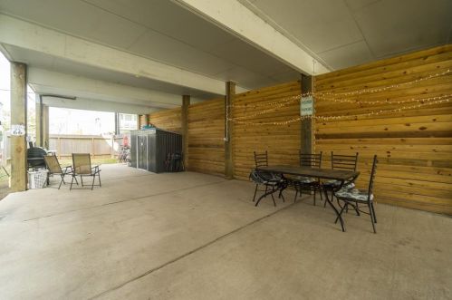 721 Bayshore, Morgans Point TX 77571 exterior