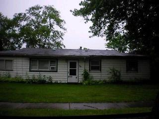 630 Walnut Rd, Lake Barrington, IL 60084