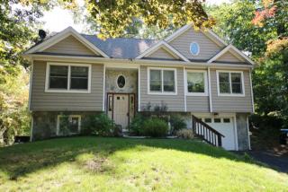 22 Totem Trl, Huntington CT  06484-5440 exterior