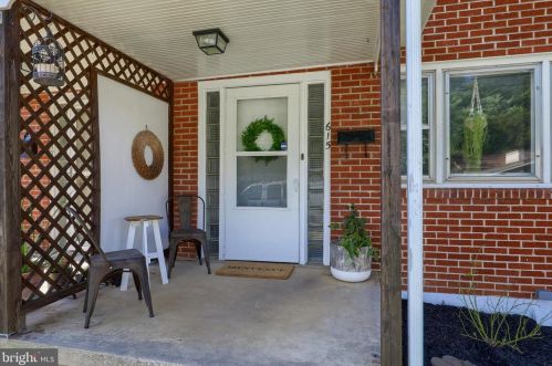 615 Pointview Ave, Ephrata, PA 17522-2321