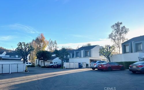 535 Ranch View Cir, Anaheim CA  92807-4321 exterior