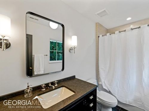 2303 Havenridge Dr, Atlanta GA  30305-4014 exterior
