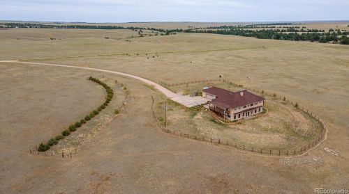 25010 Longhorn Trl, Ramah, CO 80832-9710