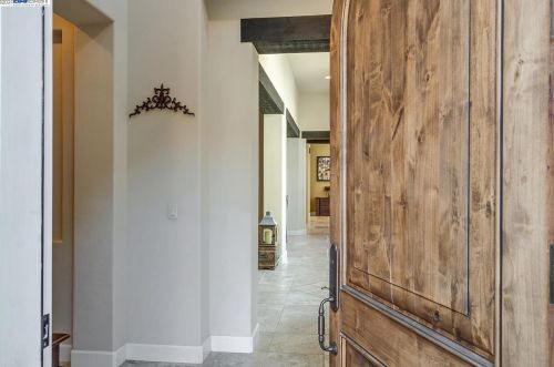 5537 Satinleaf Way, San Ramon, CA 94582-5059